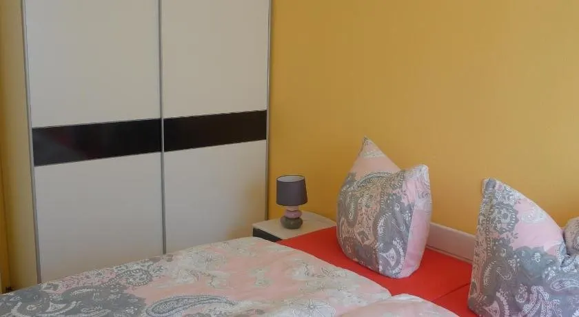 Ferienwohnung Am Lindenbaum - Image 1
