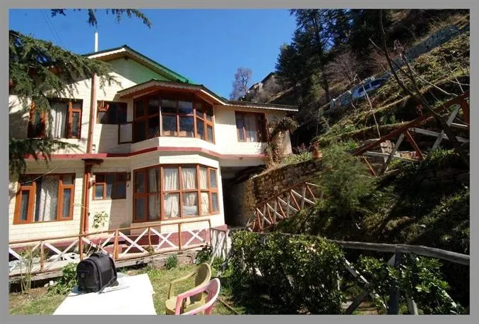 The Pine Palace - Image 1