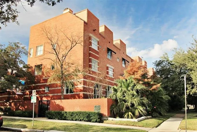 Modern Montrose Condo - Image 1