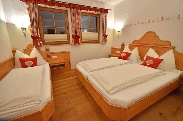 Chalet Berghof - Image 1