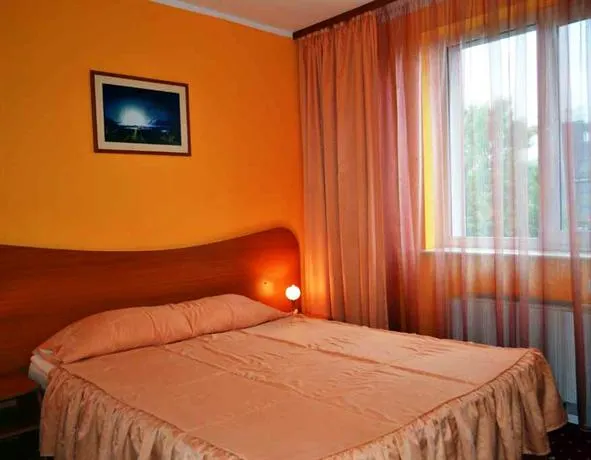 Turist Hotel Constanta - Image 1
