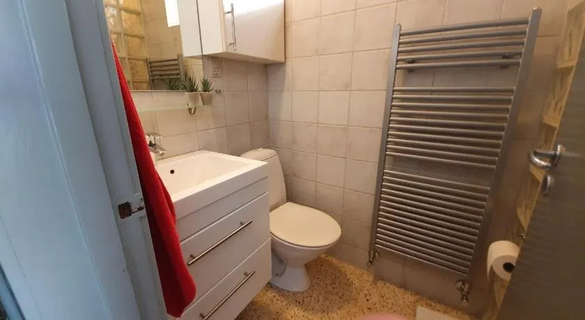 Gitte's Private Guestroom - Image 1