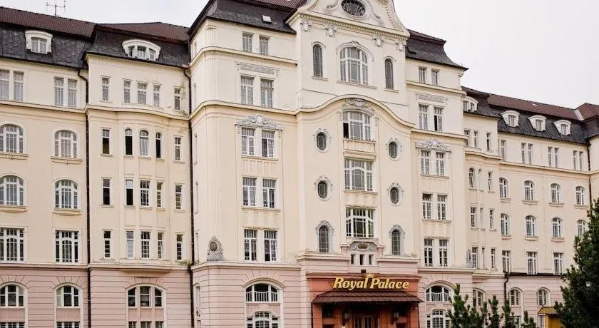 Hotel Palace - Image 1