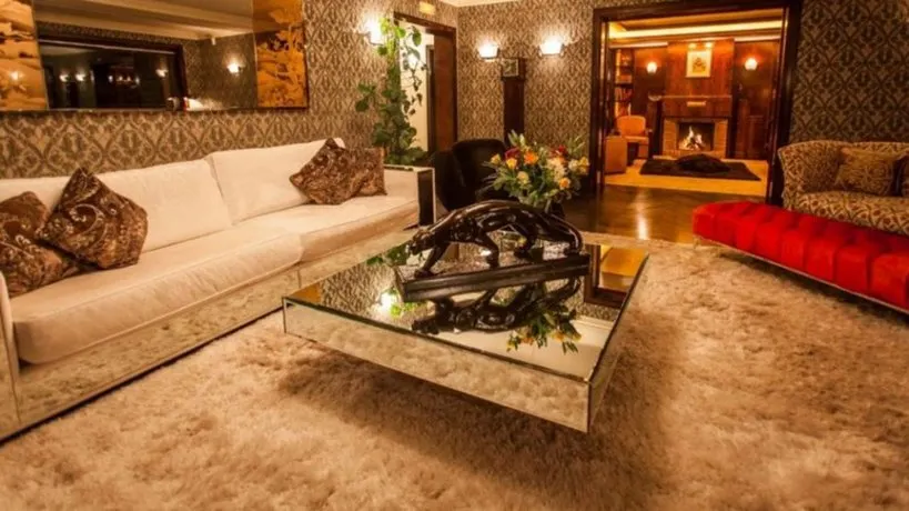L.Raphael Chalet Verbier - Image 1