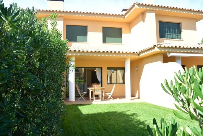 Casa Birdie 5 - Image 1