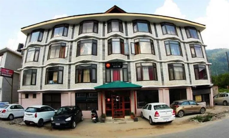 Hotel Hamta View Regency - Image 1