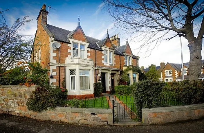 Ness House - Image 1