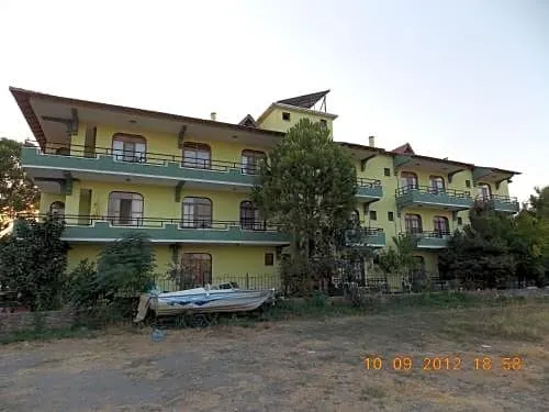 Flora Hotel - Image 1