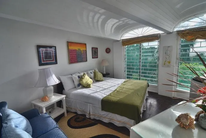 The Fan Villa - Image 1