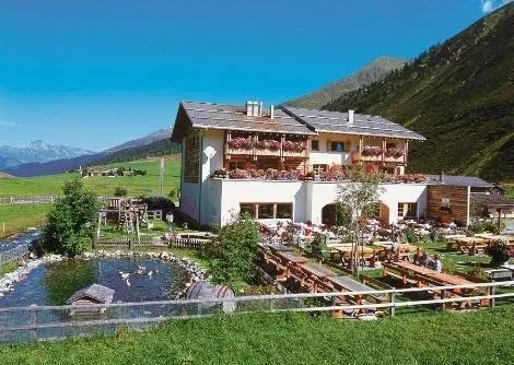 Walserhuus Sertig - Image 1