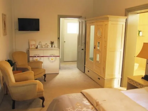 The Old Nunnery B&B - Image 1