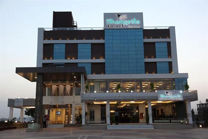 Shangri  La Grand The Hotel - Image 1