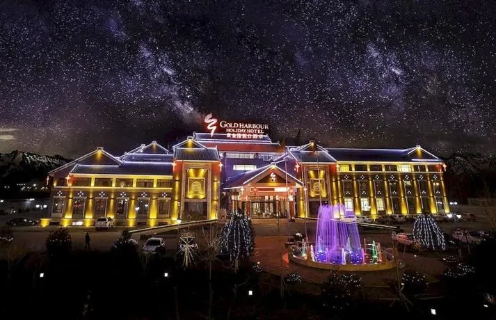 Gold Harbour Holiday Hotel - Image 1