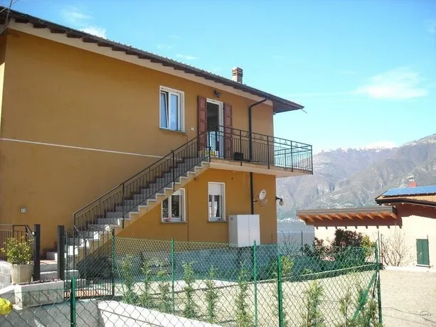La Vista - Image 1