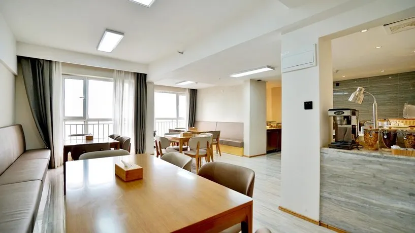 Ji Hotel (Xi'an Xibu Avenue Yangguang Tiandi) - Image 1