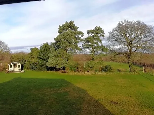 The Oaklodge - Image 1
