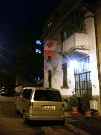 Vila 11 - Image 1