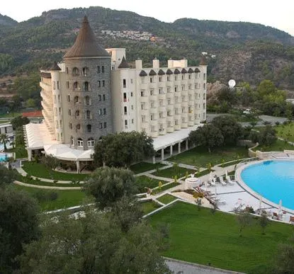 ALINN BOUTIQUE HOTEL - Image 1