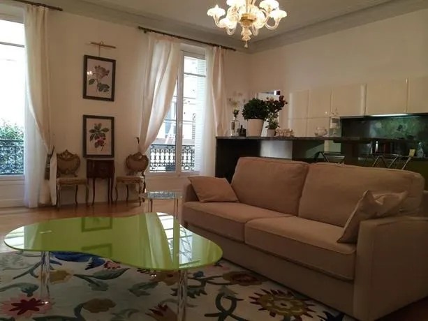 Appartements Boccador Montaigne - Image 1