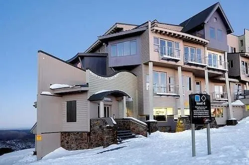 White Crystal Apartments Mt Hotham - Image 1