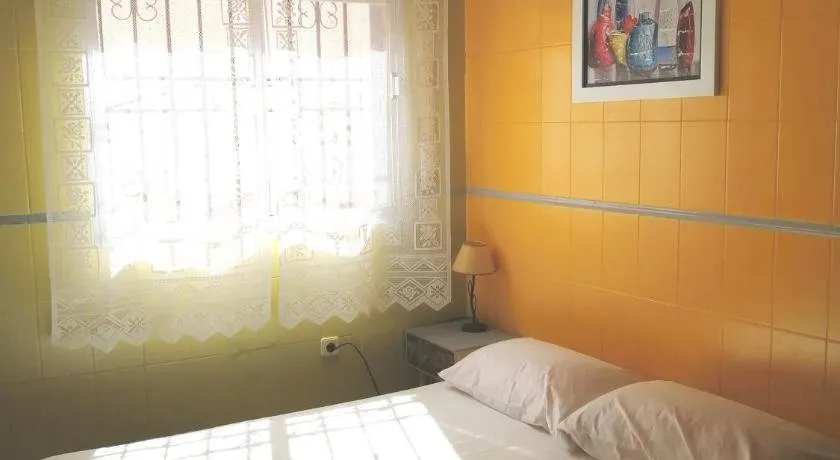 Casa Eric Almedina - Image 1