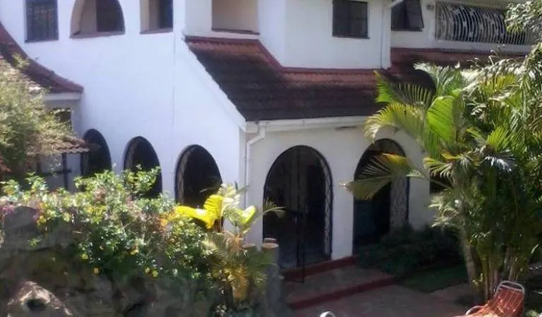 Homelystay Guesthouse - Image 1