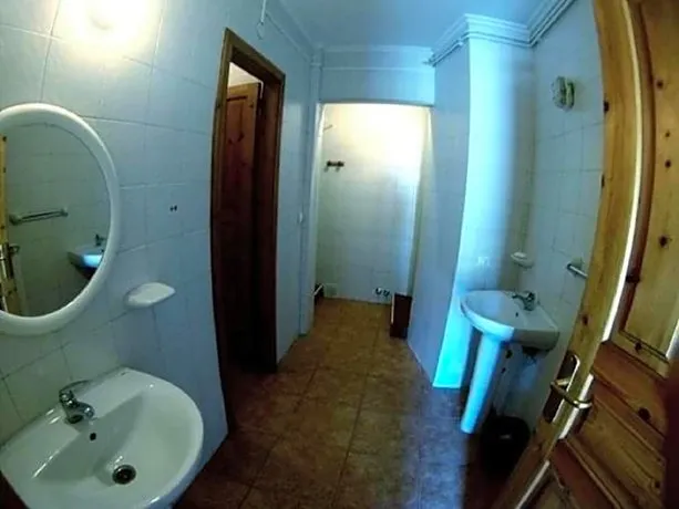 Covadonga Hostel - Image 1