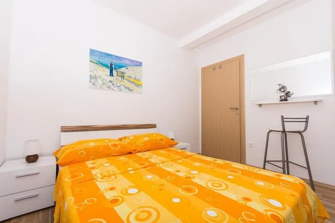 Apartments Braco - Image 1