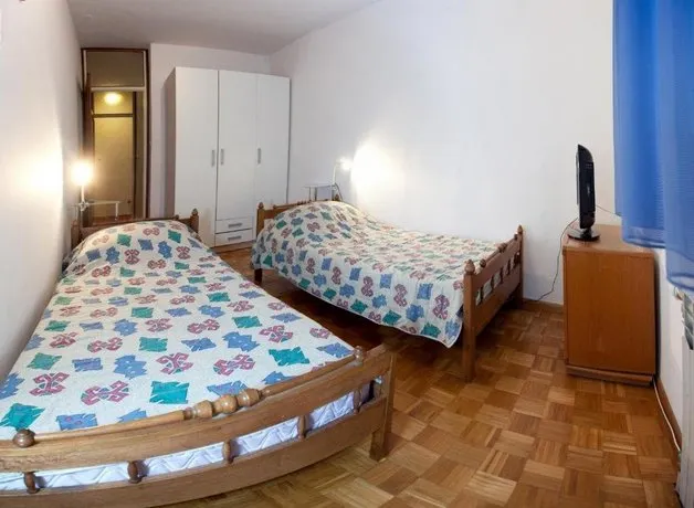 Apartment Alavia - Image 1