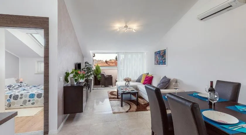 Apartment Fiore - Image 1