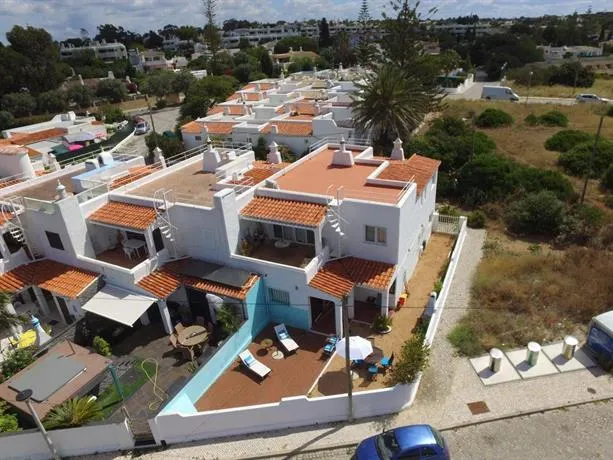 Casa Azor - Image 1