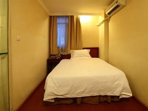 GreenTree Inn Shanghai Changfeng Park Shell - Image 1