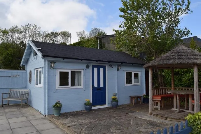 Hideaway Holiday Cottages - Image 1