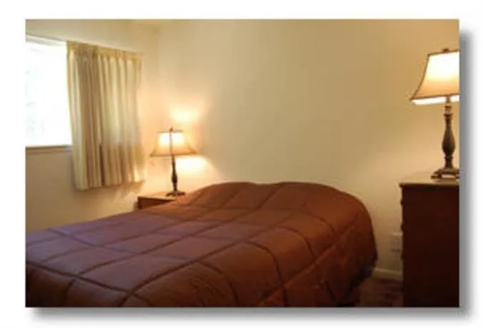 Green's Chalet - Image 1