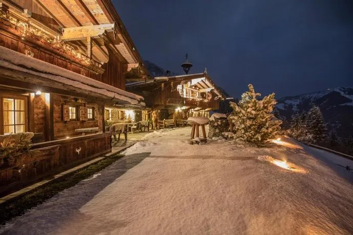 Bischofer Mountain Spa - Image 1