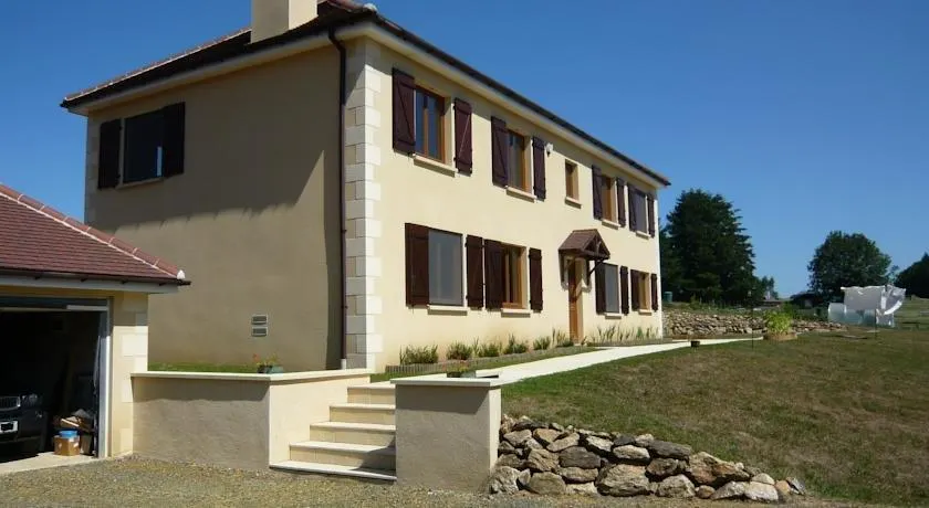 Lakeside Bed and Breakfast - Image 1