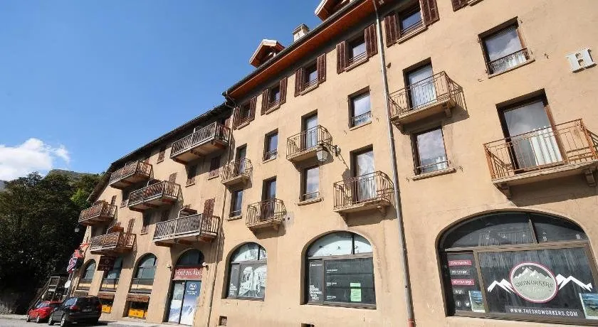Res des Alpes n 11 - Large apartment 10 pers in the center of La Grave - Image 1