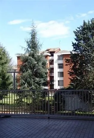 Lovelyflat via Milano - Image 1