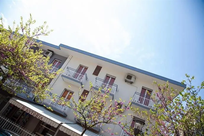 Hotel Astoria - Image 1
