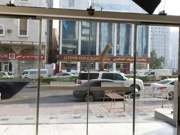 Al Nedaa Al Maasi Hotel - Image 1