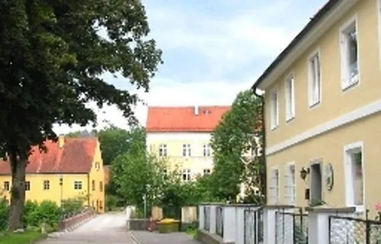 Eversleigh Illereichen Pension B&B - Image 1