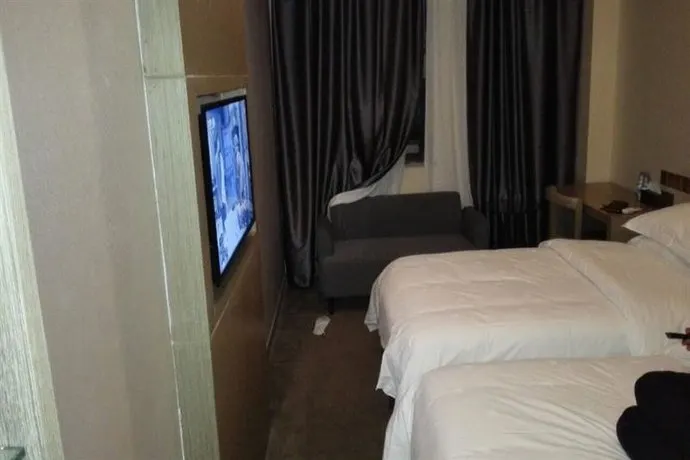 Shenzhen Yayuan Port Hotel - Image 1
