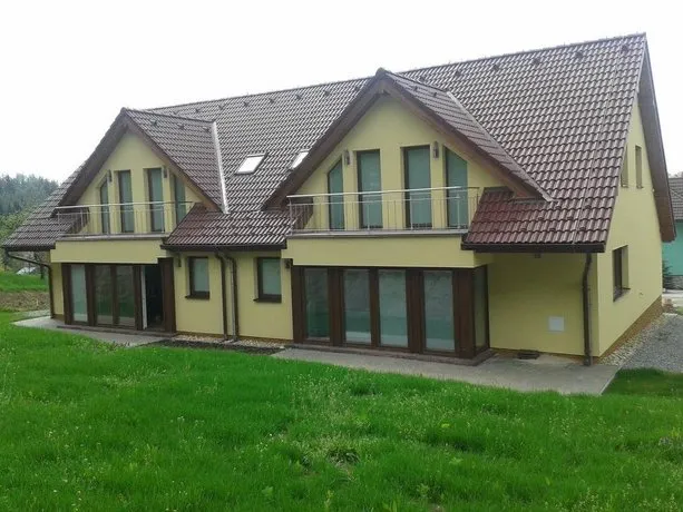 Dvojdům Ostrov u Macochy - Image 1