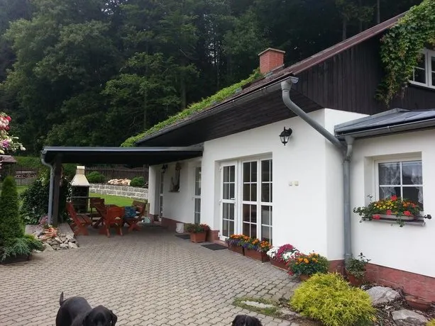 Dům U Lesa - Image 1