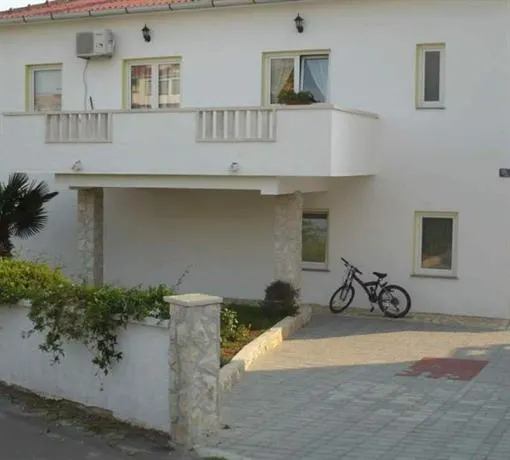 Apartments Milka - Image 1