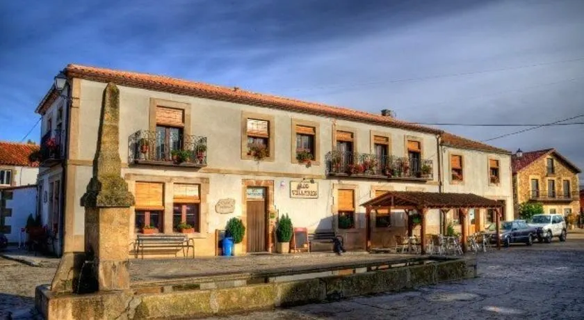 Hotel Rural Los Villares - Image 1