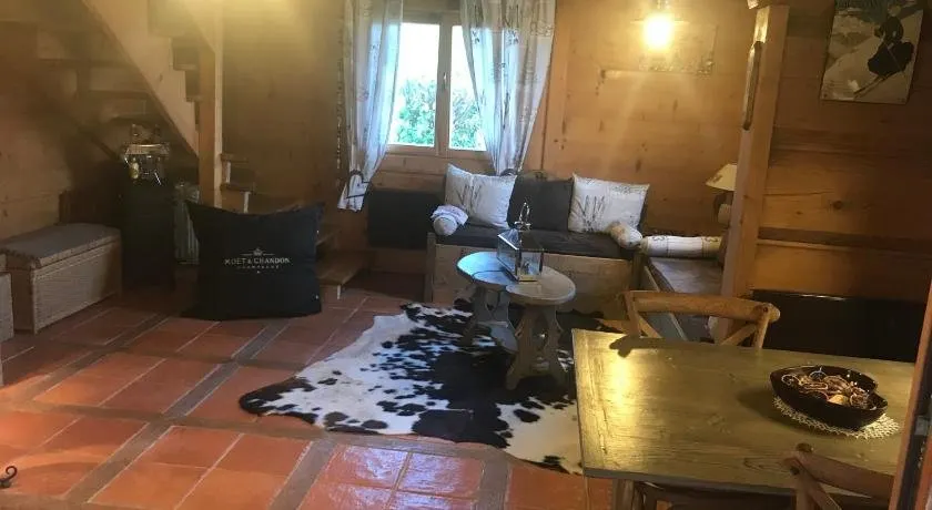 Chalet Le Pre De La Dame - Image 1