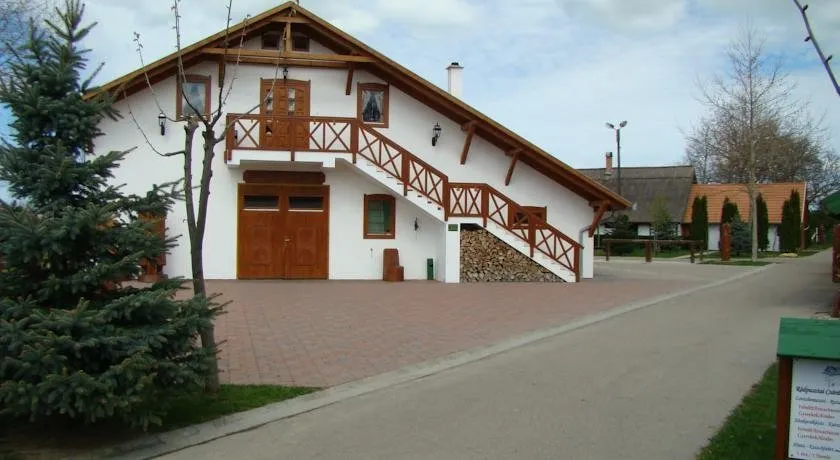 Rádpuszta - Image 1