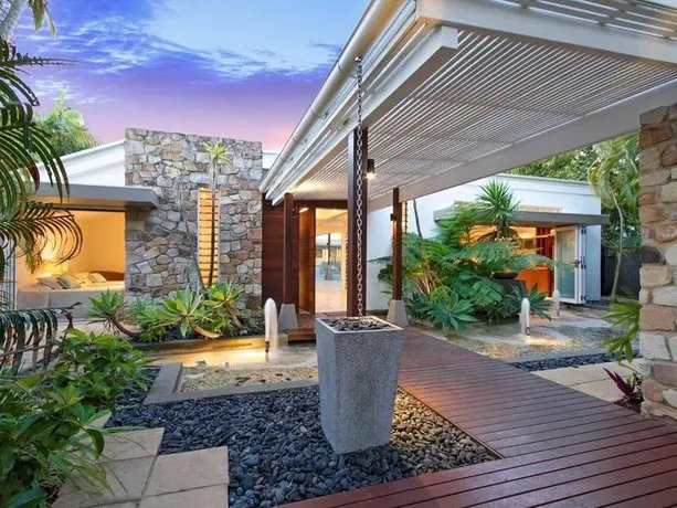 9 Cooran Court - Image 1