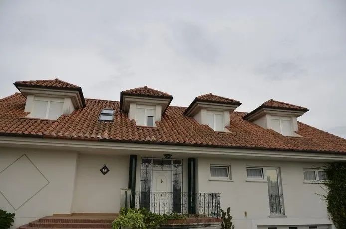Hostería El Laurel - Image 1